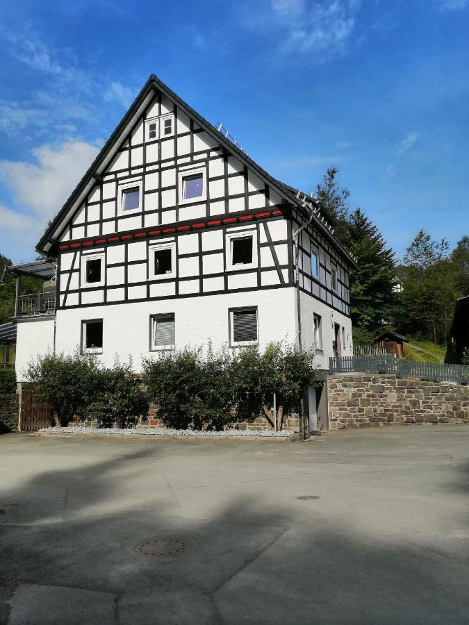 Apartment Am Felsen Zueschen Winterberg Ngoại thất bức ảnh