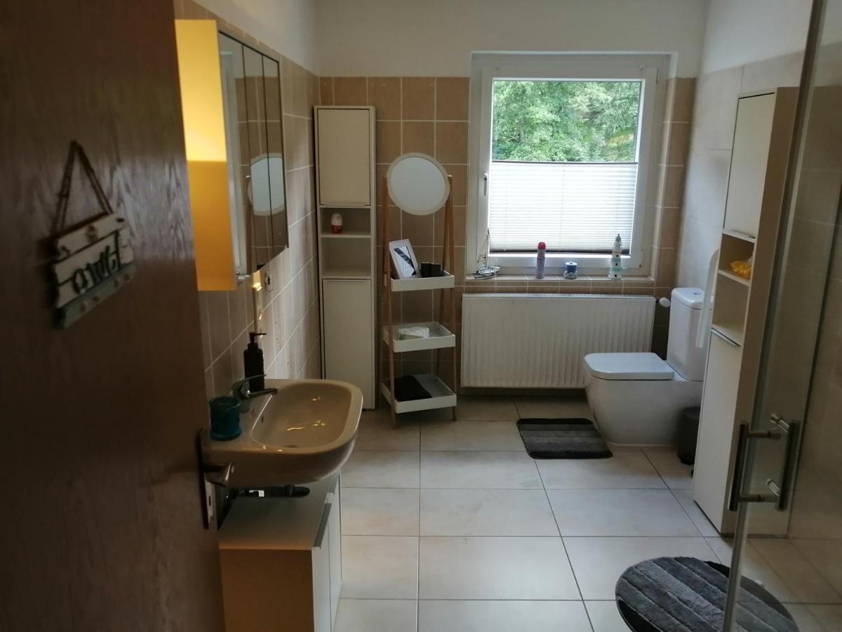 Apartment Am Felsen Zueschen Winterberg Ngoại thất bức ảnh
